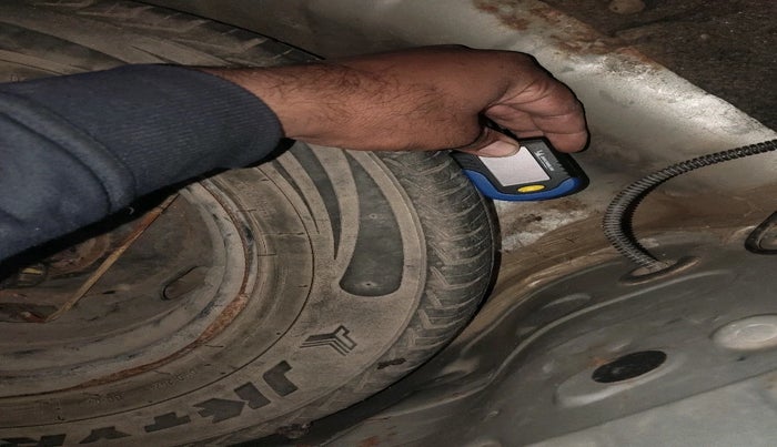 2016 Datsun Redi Go T (O), Petrol, Manual, 60,125 km, tyre