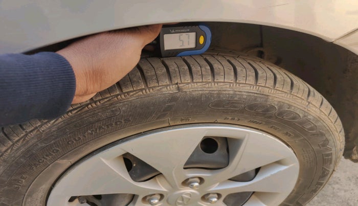 2016 Hyundai Xcent S 1.2, Petrol, Manual, 62,491 km, tyre