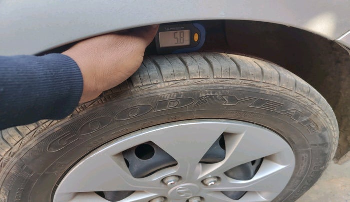 2016 Hyundai Xcent S 1.2, Petrol, Manual, 62,491 km, tyre