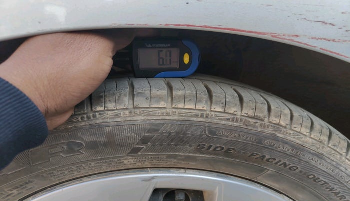 2016 Hyundai Xcent S 1.2, Petrol, Manual, 62,491 km, tyre