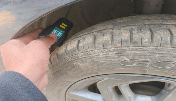 2022 Hyundai GRAND I10 NIOS SPORTZ 1.2 KAPPA VTVT CNG, Petrol, Manual, 86,459 km, tyre