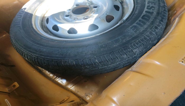 2016 Tata Tiago XM PETROL, Petrol, Manual, 63,164 km, tyre