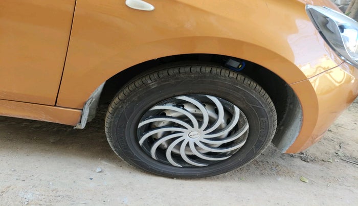 2016 Tata Tiago XM PETROL, Petrol, Manual, 63,164 km, tyre