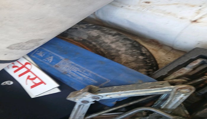 2013 Honda Amaze 1.5L I-DTEC S, Diesel, Manual, 1,53,279 km, tyre