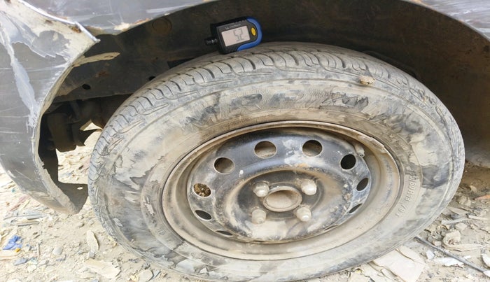 2014 Hyundai i10 MAGNA 1.1, Petrol, Manual, 62,916 km, tyre