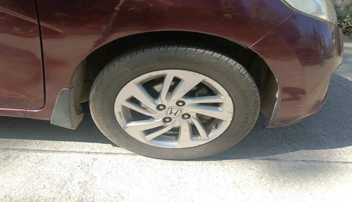 2017 Honda Jazz 1.2L I-VTEC V AT, Petrol, Automatic, 77,952 km, tyre