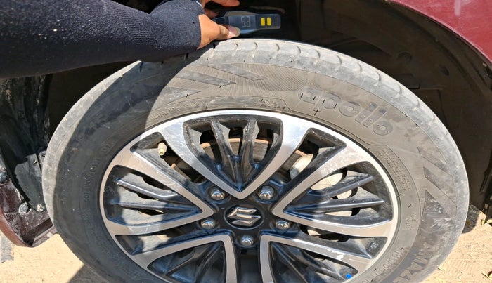 2022 Maruti Ertiga ZXI (O) CNG, Petrol, Manual, 86,474 km, tyre