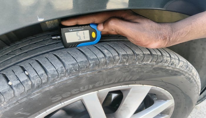 2023 Skoda SLAVIA AMBITION 1.0L TSI AT, Petrol, Automatic, 32,411 km, tyre