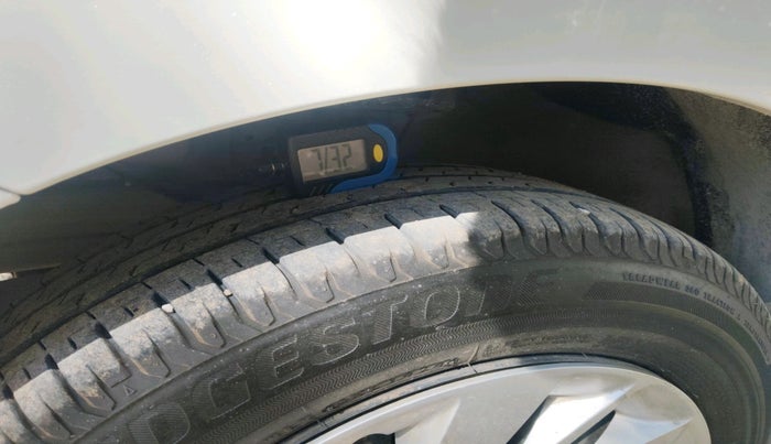 2024 Toyota RUMION S CNG , Petrol, Manual, 28,657 km, tyre