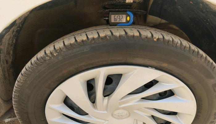 2024 Toyota RUMION S CNG , Petrol, Manual, 28,657 km, tyre