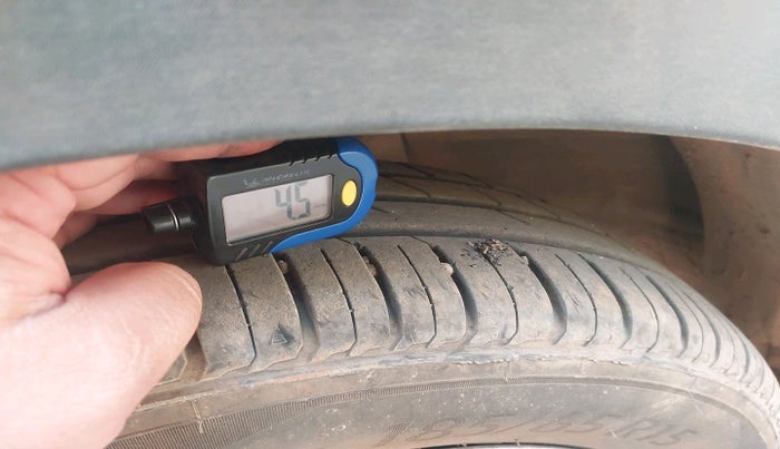 2020 Renault TRIBER RXZ AMT, Petrol, Automatic, 19,462 km, tyre