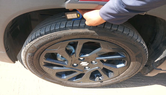 2025 Maruti FRONX DELTA PLUS 1.2L AGS, Petrol, Automatic, 11,811 km, tyre