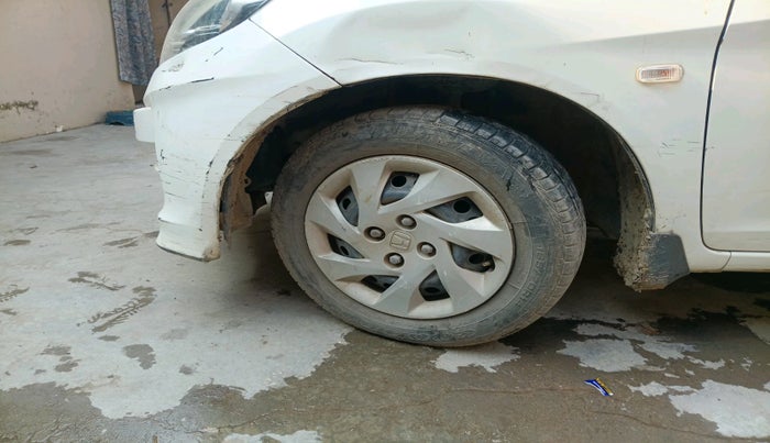 2015 Honda Amaze 1.5L I-DTEC S, Diesel, Manual, 2,20,892 km, tyre