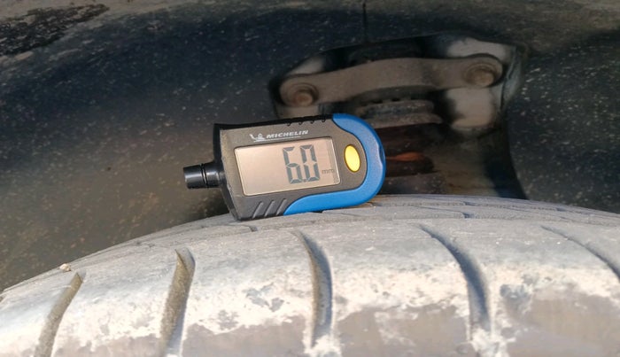 2015 Hyundai Creta SX PLUS AT 1.6 DIESEL, Diesel, Automatic, 1,46,063 km, tyre