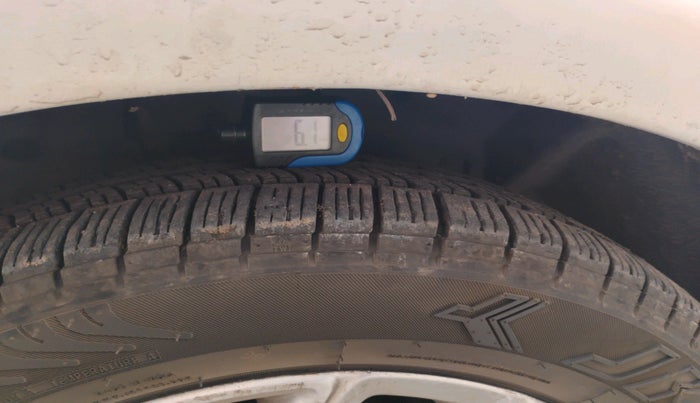 2015 Ford Ecosport TITANIUM 1.5L DIESEL, Diesel, Manual, 1,27,236 km, tyre