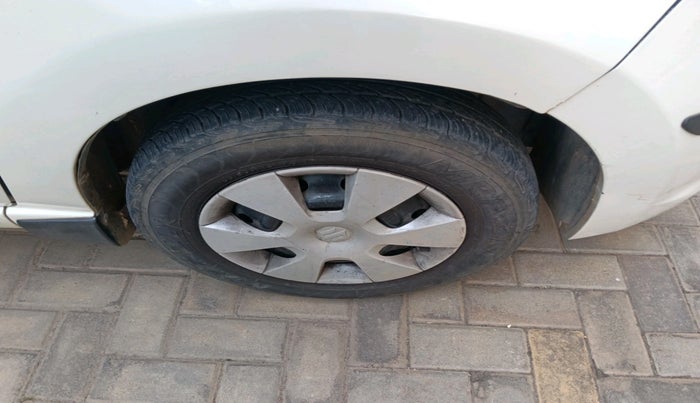 2011 Maruti A Star VXI (ABS) AT, Petrol, Automatic, 32,364 km, tyre