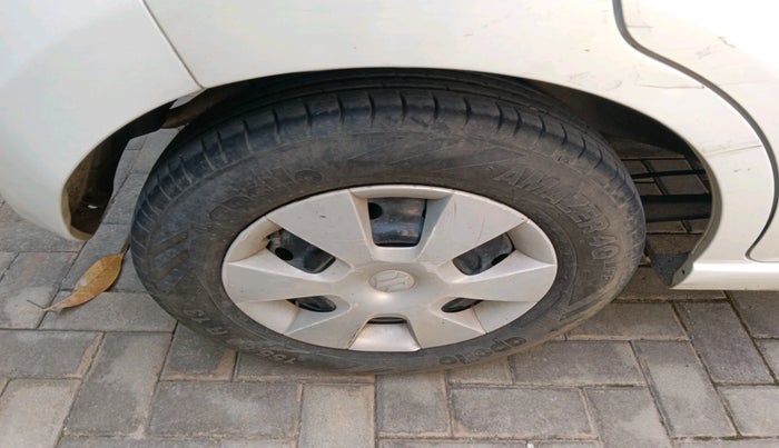 2011 Maruti A Star VXI (ABS) AT, Petrol, Automatic, 32,364 km, tyre