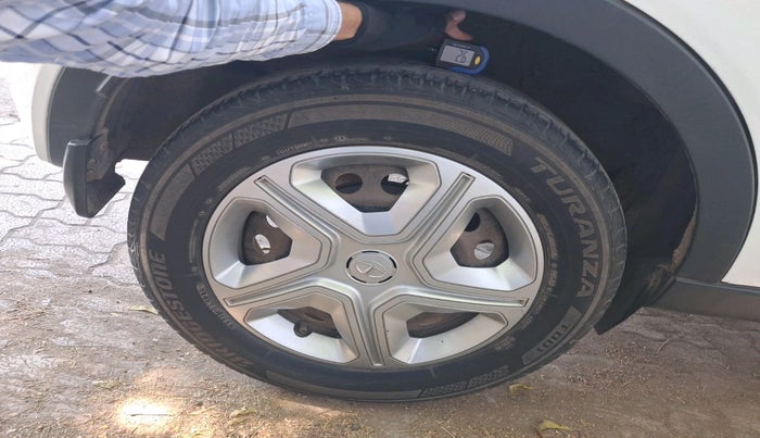 2019 Tata NEXON XMA PETROL, Petrol, Automatic, 51,741 km, tyre