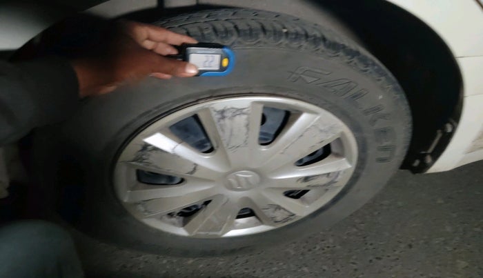 2010 Maruti Swift Dzire VXI, Petrol, Manual, 93,331 km, tyre