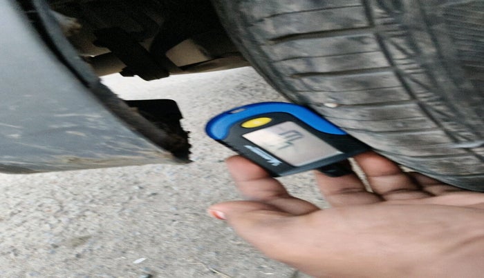 2014 Hyundai Grand i10 MAGNA 1.1 CRDI, Diesel, Manual, 1,37,760 km, tyre