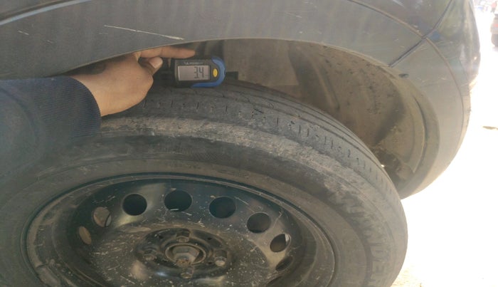 2018 Tata NEXON XM DIESEL, Diesel, Manual, 2,02,221 km, tyre