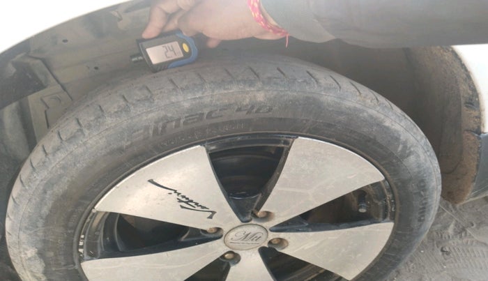 2012 Maruti Swift VDI, Diesel, Manual, 1,49,890 km, tyre