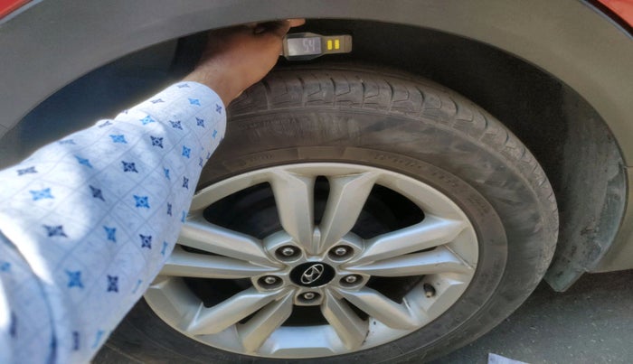 2016 Hyundai Creta SX PLUS 1.6 PETROL, Petrol, Manual, 84,295 km, tyre