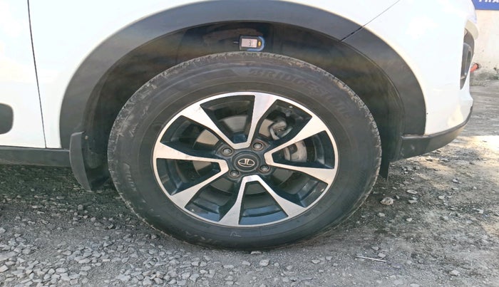 2020 Tata NEXON XZ PLUS DIESEL, Diesel, Manual, 47,666 km, tyre