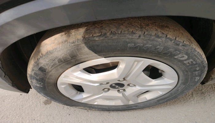 2023 KIA SONET HTK PLUS 1.2, Petrol, Manual, 64,492 km, tyre