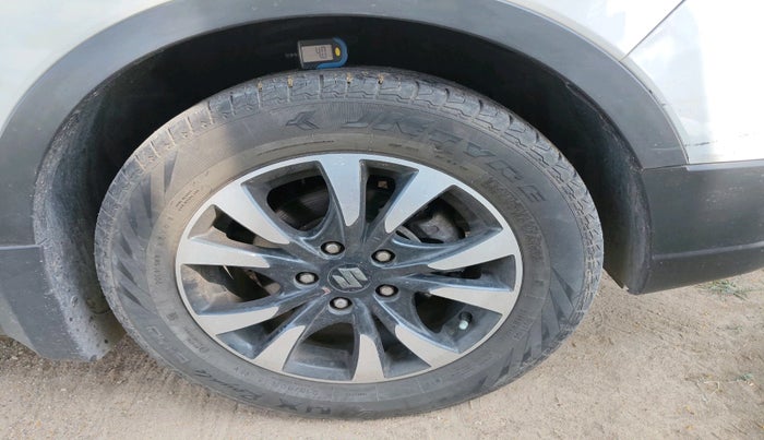 2020 Maruti S Cross ALPHA 1.5, Petrol, Manual, 56,476 km, tyre