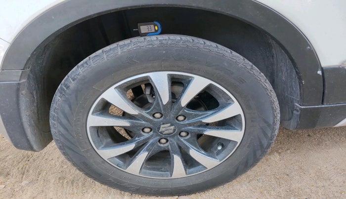 2020 Maruti S Cross ALPHA 1.5, Petrol, Manual, 56,476 km, tyre