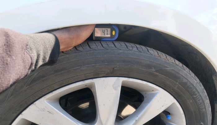 2013 Hyundai Verna FLUIDIC 1.6 CRDI SX, Diesel, Manual, 1,25,356 km, tyre