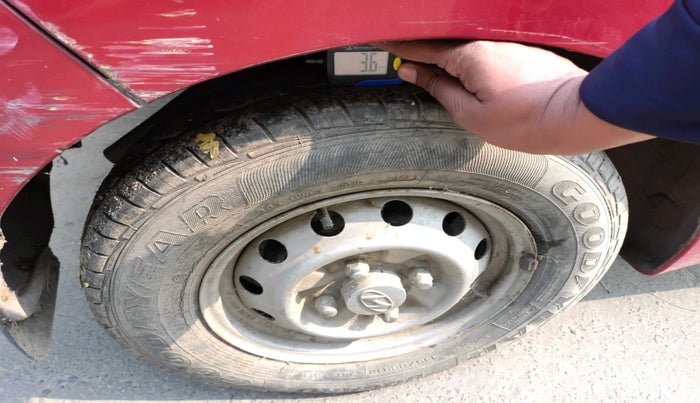 2012 Hyundai Eon ERA, Petrol, Manual, 17,935 km, tyre