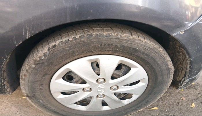 2012 Hyundai i10 MAGNA 1.2, Petrol, Manual, 80,491 km, tyre