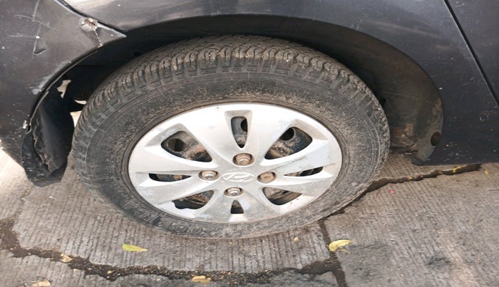 2012 Hyundai i10 MAGNA 1.2, Petrol, Manual, 80,491 km, tyre