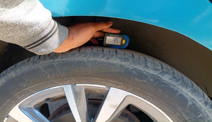 2022 Skoda SLAVIA STYLE 1.0L TSI MT, Petrol, Manual, 27,803 km, tyre