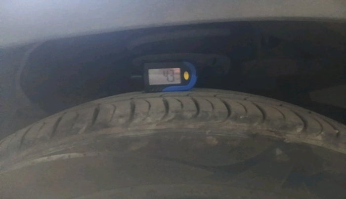 2021 KIA SELTOS HTE 1.5 DIESEL, Diesel, Manual, 30,925 km, tyre