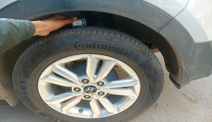 2017 Hyundai Creta SX PLUS 1.6 PETROL, Petrol, Manual, 51,009 km, tyre