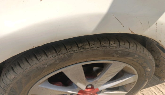 2012 Hyundai Verna FLUIDIC 1.6 CRDI SX, Diesel, Manual, 1,55,731 km, tyre