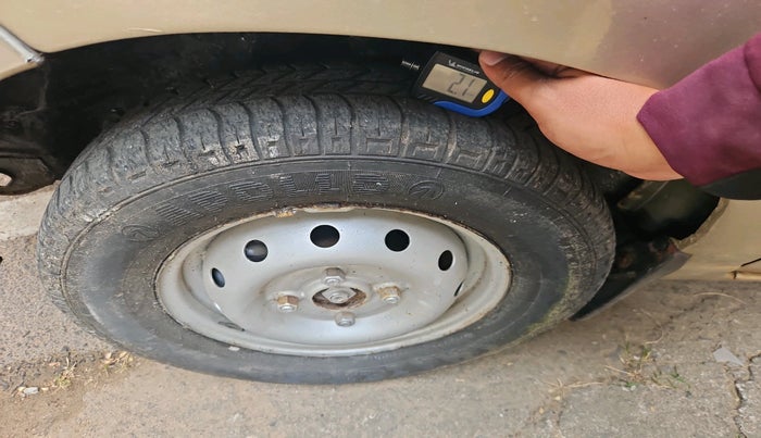 2011 Maruti Alto LXI, Petrol, Manual, 74,508 km, tyre