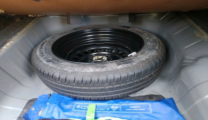 2023 Honda City 1.5L I-VTEC ZX CVT, Petrol, Automatic, 31,478 km, tyre