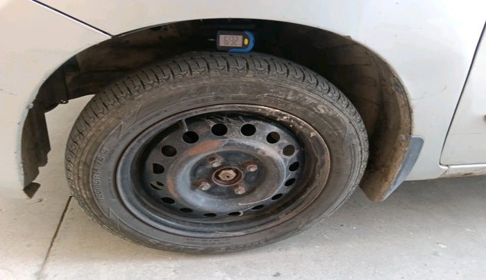 2013 Maruti Wagon R 1.0 VXI, Petrol, Manual, 1,30,933 km, tyre