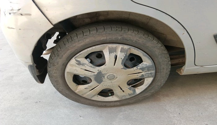 2013 Maruti Wagon R 1.0 VXI, Petrol, Manual, 1,30,933 km, tyre