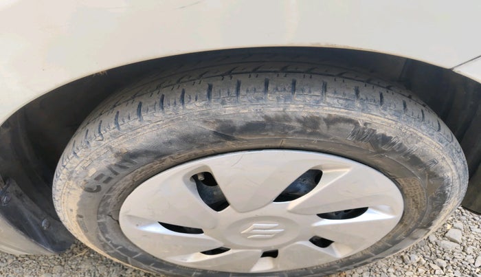 2016 Maruti Celerio ZXI AMT, Petrol, Automatic, 1,06,513 km, tyre