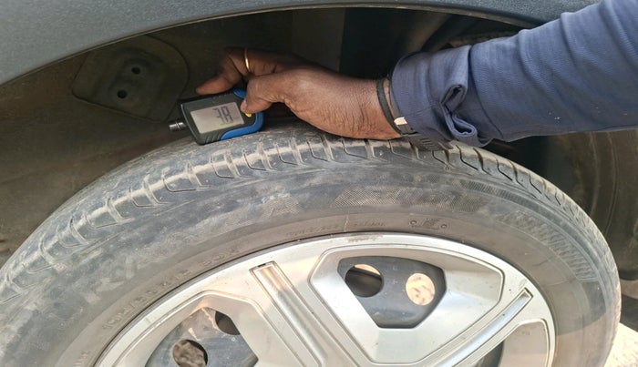 2021 Tata NEXON XZ DIESEL, Diesel, Manual, 68,913 km, tyre