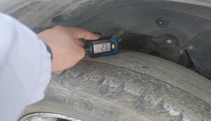 2021 Mahindra XUV500 W9, Diesel, Manual, 76,774 km, tyre