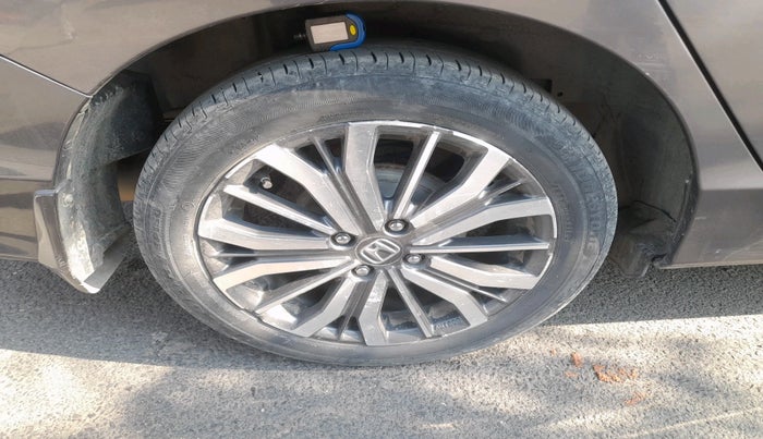 2017 Honda City 1.5L I-VTEC ZX CVT, Petrol, Automatic, 71,765 km, tyre