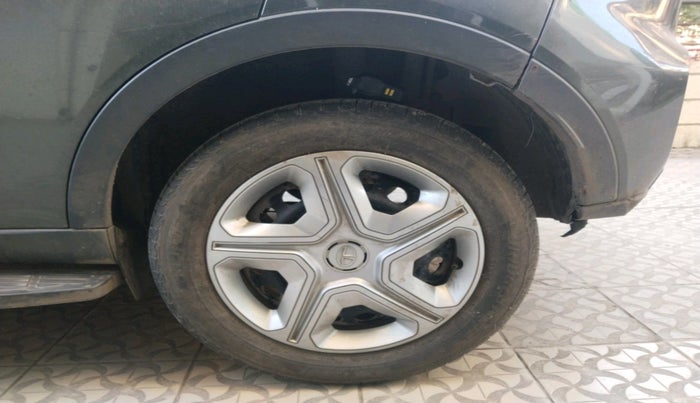 2022 Tata NEXON XMA SUNROOF PETROL, Petrol, Automatic, 29,259 km, tyre