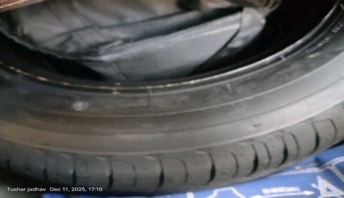 2022 Tata NEXON XMA SUNROOF PETROL, Petrol, Automatic, 29,259 km, tyre