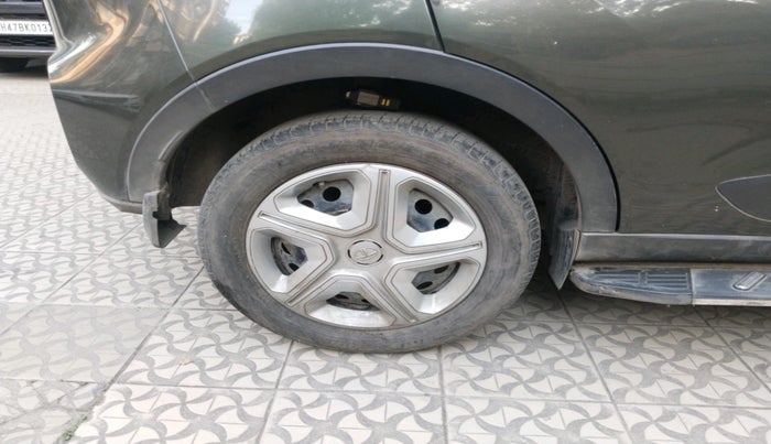 2022 Tata NEXON XMA SUNROOF PETROL, Petrol, Automatic, 29,259 km, tyre